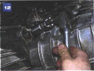 Снятие и установка коробки передач на автомобиле с двигателем УМПО-331