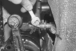 Проверка и регулировка углов установки передних колес